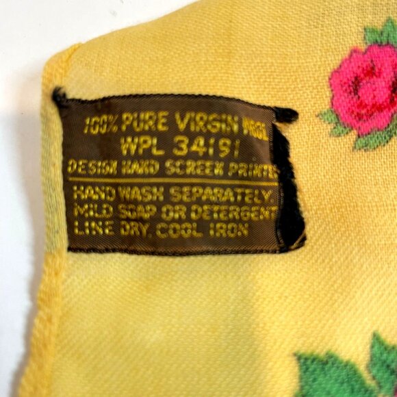 Vintage Yellow Scarf 100% Pure Virgin Wool With Pink Roses & Green Leaves Hand S - Picture 4 of 7